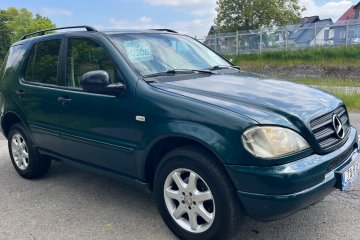 7 - osób  7 foteli ,NAPĘDY 4X4 fajny stan